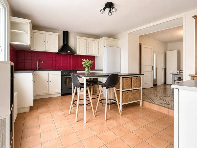 Maison de 143 m² à Mauges-sur-Loire, 7 pièces — photo 1