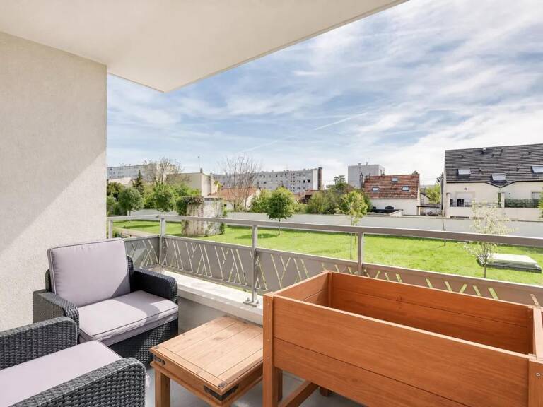 Appartement moderne 3 pièces avec terrasse — photo 1