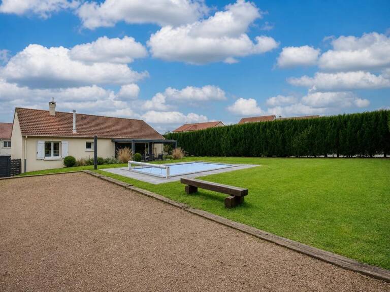 Maison plain-pied 6 pièces avec jardin et piscine — photo 1