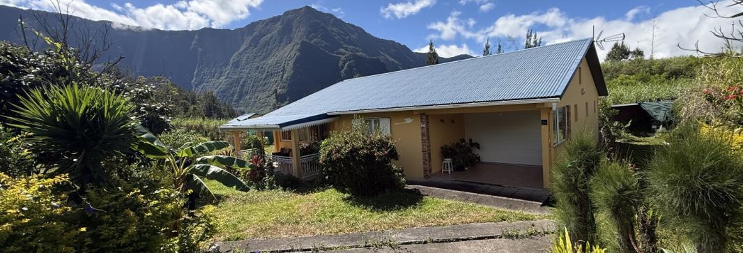 Maison 4 Pièces 130 m² à vendre à Salazie (97433)