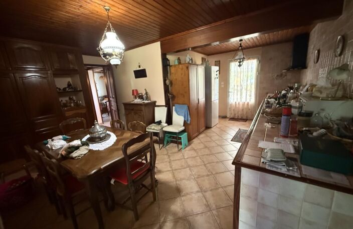 Grande maison à acheter avec terrasse à Salazie avec KRI — photo 4