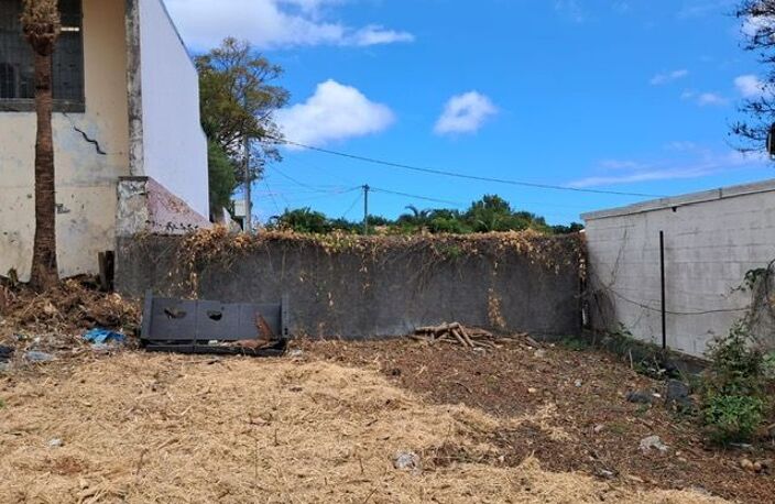 ORPI SAINT GILLES LES HAUTS - Terrain 466 m² À Vendre — photo 3