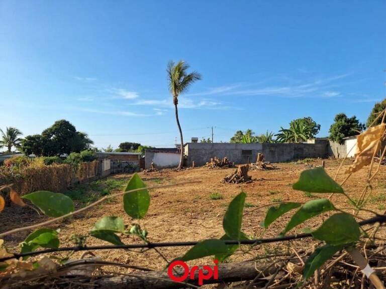ORPI SAINT GILLES LES HAUTS - Terrain À Vendre — photo 1