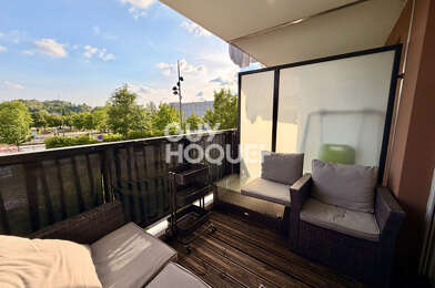 Appartement 3 pièces 990 €
