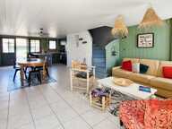 Maison de village à vendre - Le Bois Plage en Ré - 2 chambres - espace bureau - annexe - cour et terrasse — photo 3