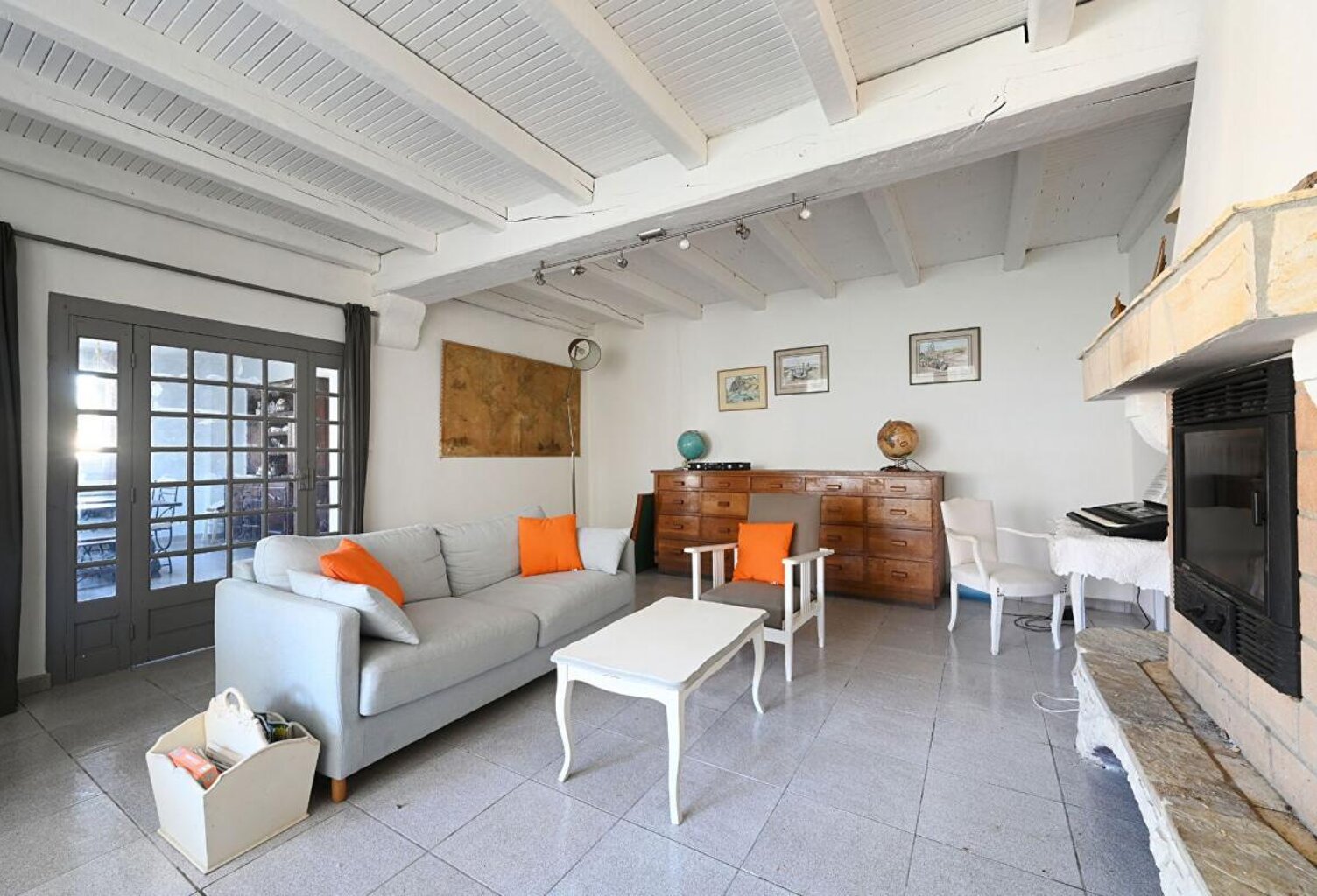Immobilier Ile de Ré - coeur du village de Loix — photo 1