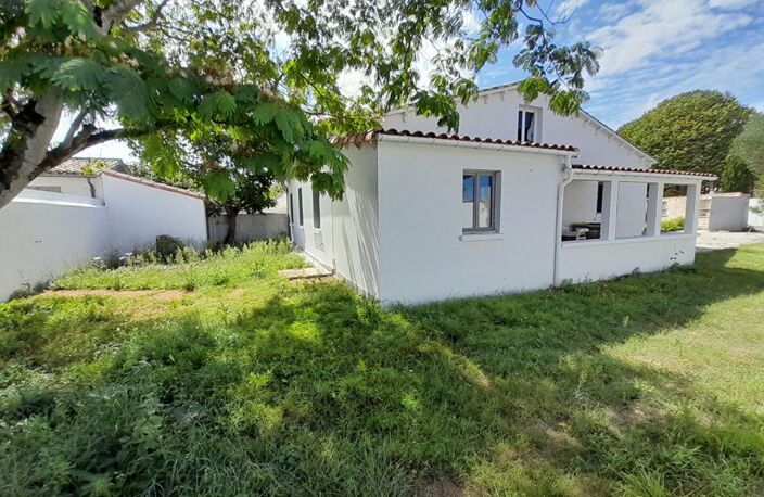 Immobilier Ile de Ré - coeur du village de Loix — photo 3