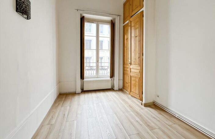 3 pièces rue Molière en parfait état — photo 3