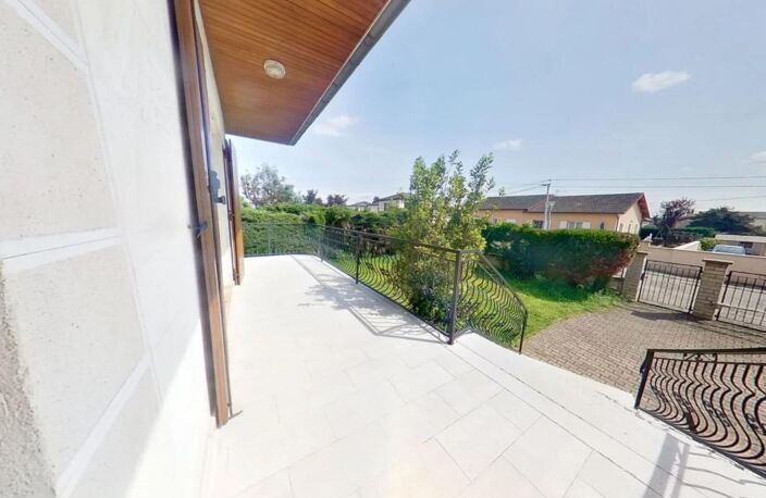 EXCLUSIVITE GRANDE MAISON FAMILIALE MEYZIEU — photo 4