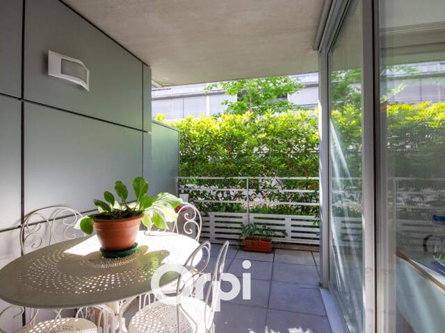 T3 lumineux avec terrasse et garage dans résidence sécurisée   — photo du bien