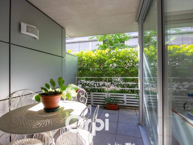 T3 lumineux avec terrasse et garage dans résidence sécurisée   — photo 1