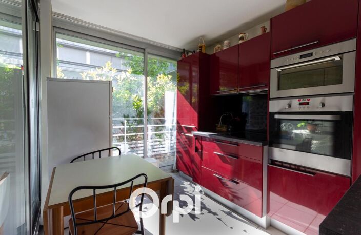 T3 lumineux avec terrasse et garage dans résidence sécurisée 🏡 — photo 2