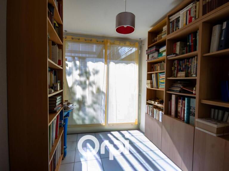 T3 lumineux avec terrasse et garage dans résidence sécurisée 🏡 — photo 1