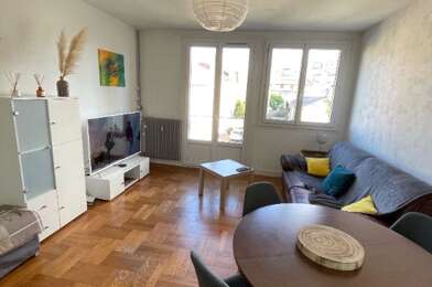 Appartement 3 pièces 670 €
