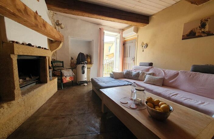 Maison de village en pierres avec jardin — photo 4