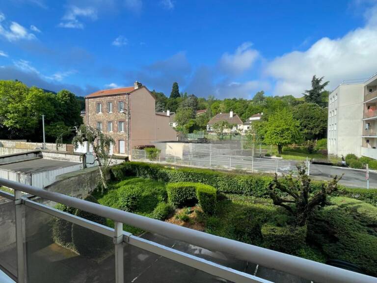Appartement 67 m² avec balcon et cave à SAINT-ETIENNE (42100) — photo 1