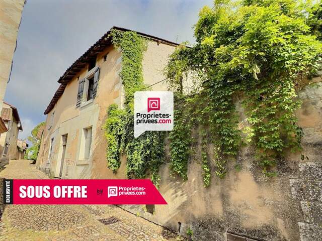 Maison T2/3 d'env. 98m² à réhabiliter en plein coeur du bourg de SAINT-AQUILIN (24110) — photo du bien