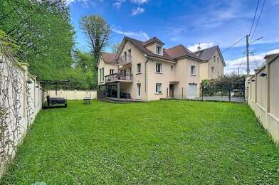 Maison 10 pièces 892000 €