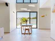 VILLA D'ARCHITECTE CLASSEE DOUBLE A / PISCINE, GARAGE & CARPORT / 2 SUITES et 3 CHAMBRES — photo 4