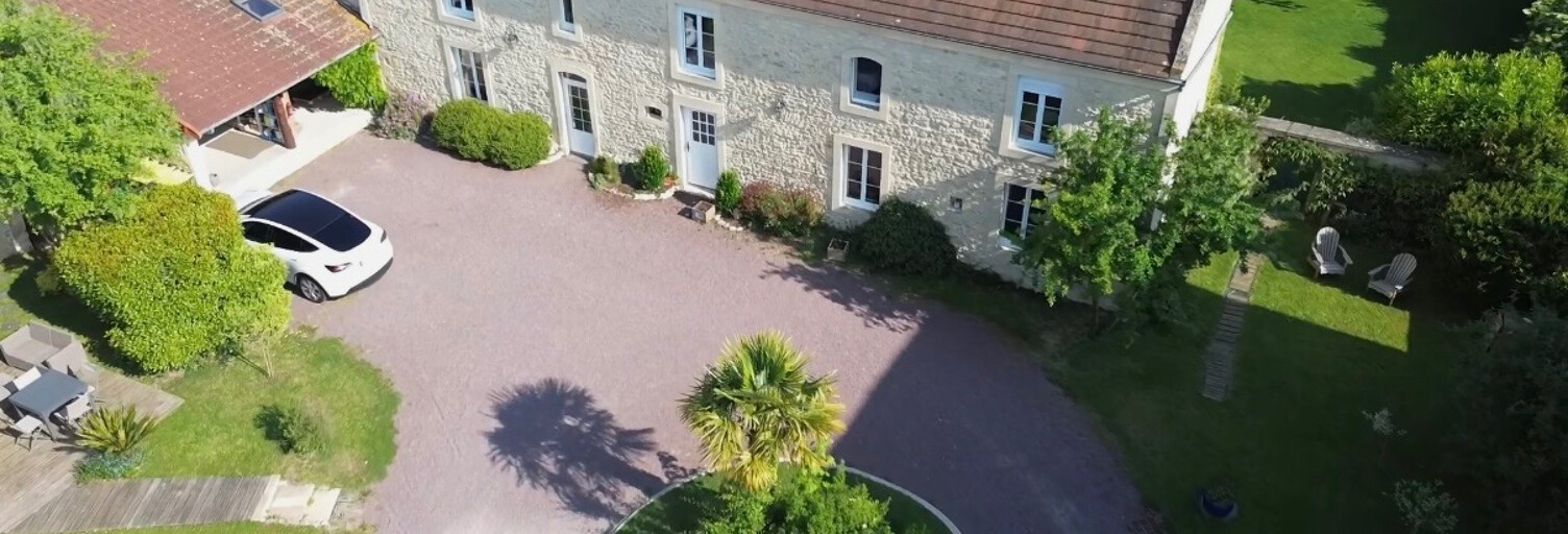 Maison 16 Pièces 370 m² à vendre à Bayeux (14400)