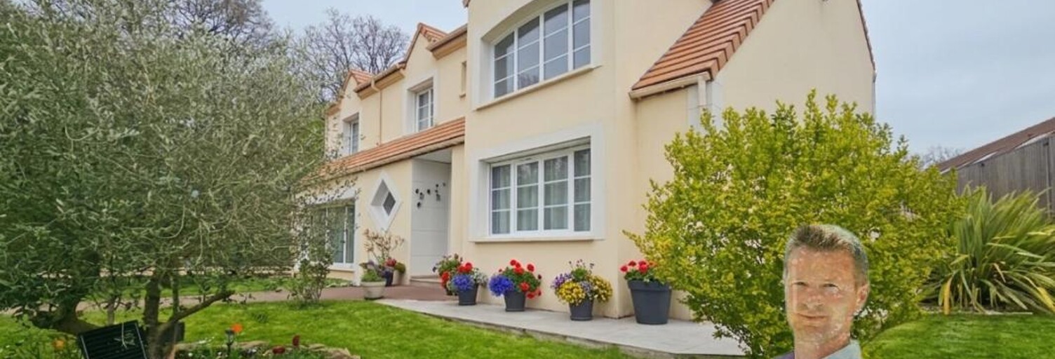 Maison 8 Pièces 204 m² à vendre à Montfort-l'Amaury (78490)
