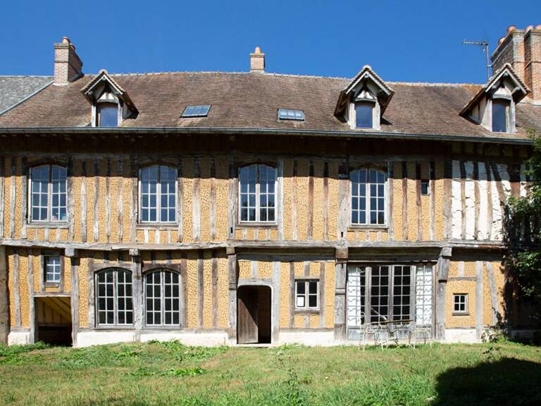 Maison 290 m2 Grand Caractère 17eme siècle,10 pièces , 6 Chambres, rénovation à terminer 27700 — photo 1
