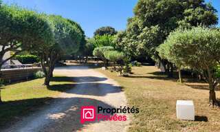 Maison 10 Pièces 222 m² à vendre à Uzès (30700)