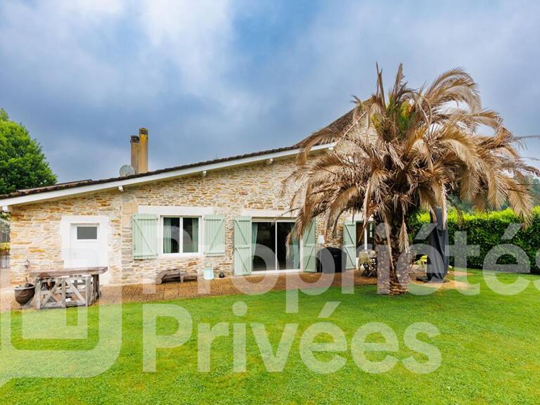 Baisse de prix - MAISON DU XVIIIe restaurée avec goût — photo 1
