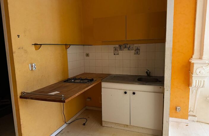 LANGRES, Studio 30 m2, etage et grenier améngeables — photo 2