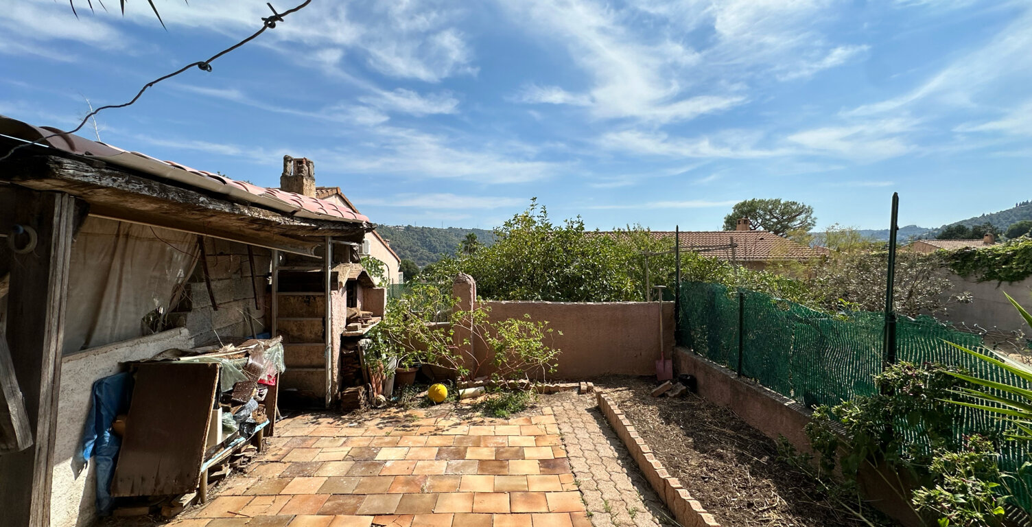 Maison 4 pièces 93M2 avec garage + terrasse à rénover — photo 1