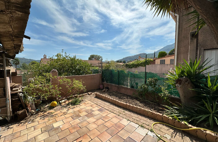Maison 4 pièces 93M2 avec garage + terrasse à rénover — photo 2