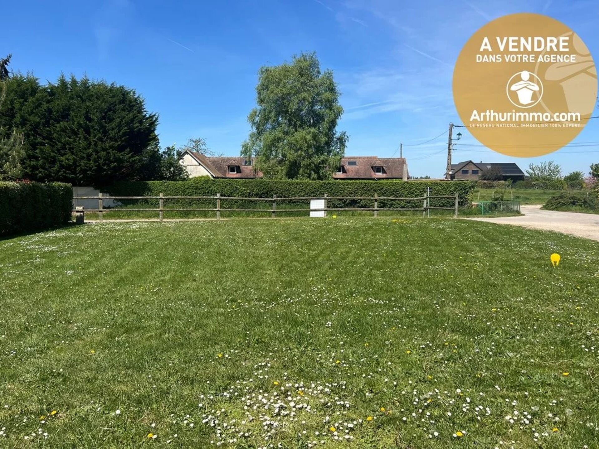 Vente Terrain 427 m2 à Houdan · à Terrain Houdan · 85 000 €