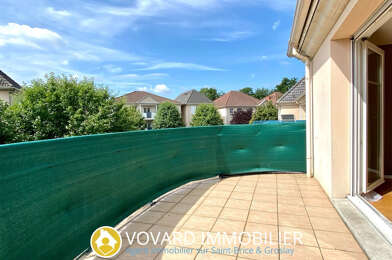 Appartement 3 pièces 1221 €