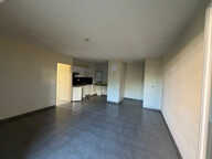 Lormont - T2 lumineux avec balcon et parking   44 M2 — photo 2