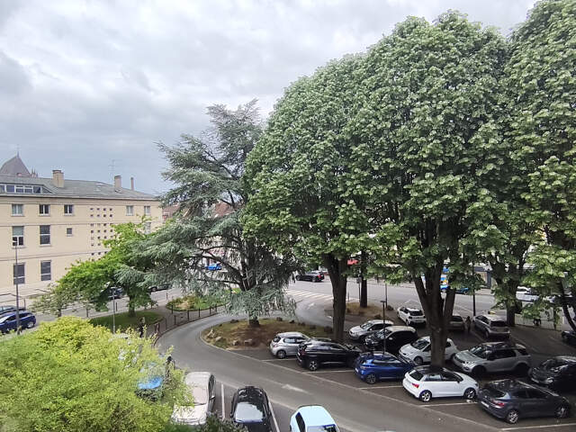 SUPERBE APPARTEMENT F4 DE 72M2 REFAIT A NEUF AVEC GOUT DANS — photo du bien