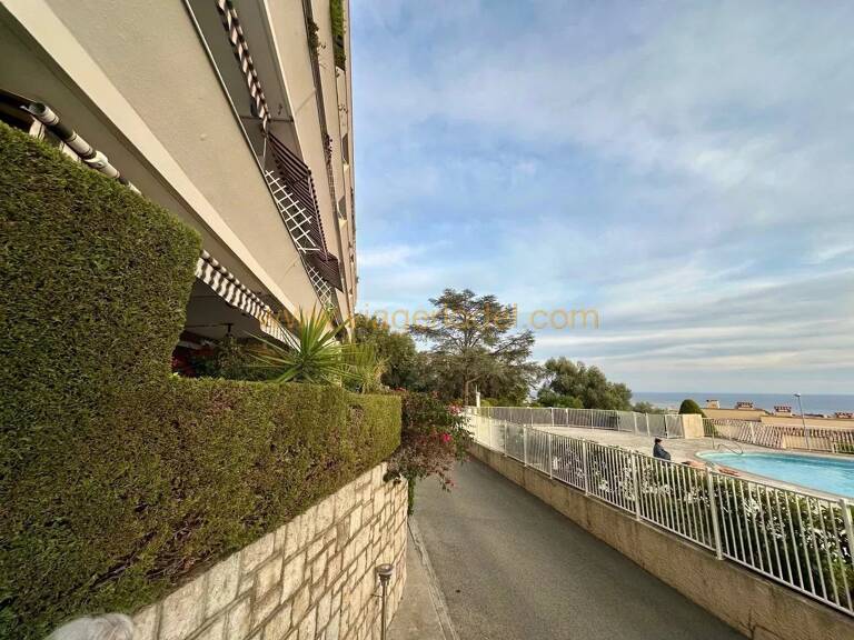 Sous compromis Réf. 10 089 - VIAGER OCCUPE - SAINT-LAURENT-DU-VAR (06) — photo 1