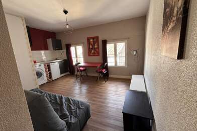 Appartement 1 pièces 300 €
