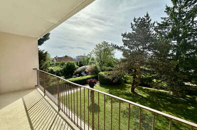Appartement 3 pièces 130300 €