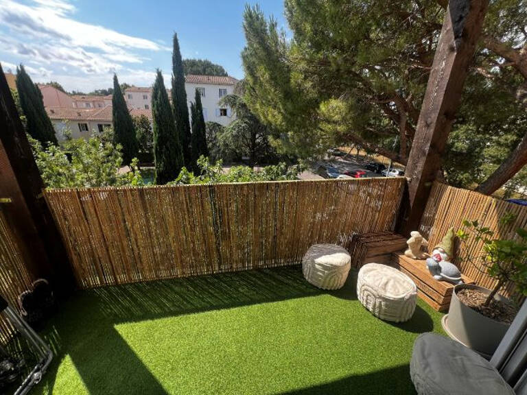 APPARTEMENT T3 AVEC TERRASSE ET PLACE DE PARKING PRIVATIVE A — photo 1