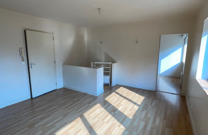 Appartement T2 sur 2 niveaux — photo 4