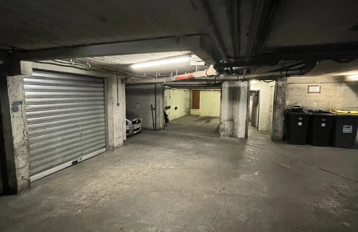 LIBERATION - Trachel - Garage/Box fermé - Electricité - 44.000 e — photo 2