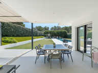 VILLA CONTEMPORAINE VALESCURE  AVEC PISCINE GARAGE ET DEPANDANCES — photo 3