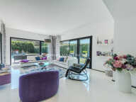 VILLA CONTEMPORAINE VALESCURE  AVEC PISCINE GARAGE ET DEPANDANCES — photo 4