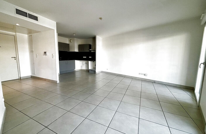 Appartement 3 pièces 68m2 avec terrasse et une place de stat — photo 5