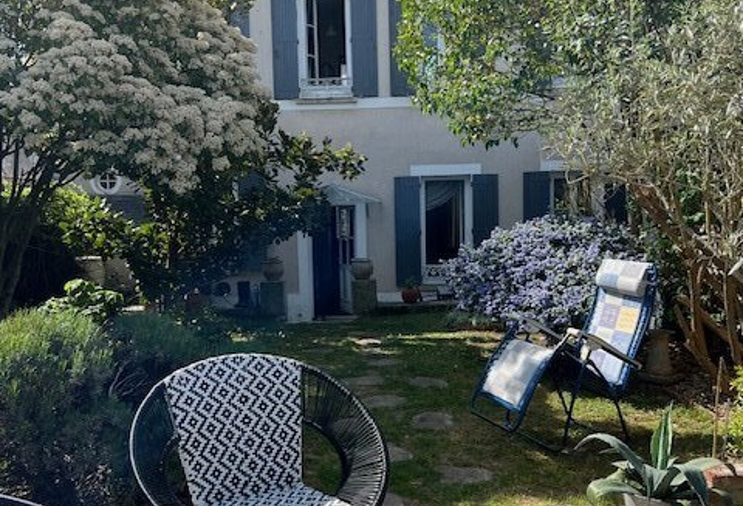 Maison Bourgeoise de caractère hyper centre de AUNEAU ! — photo 1