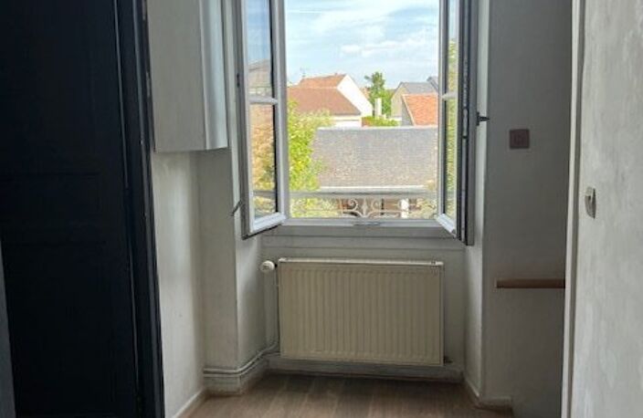 Maison Bourgeoise de caractère hyper centre de AUNEAU ! — photo 5