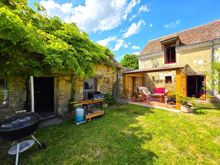 Au coeur de la campagne baugeoise, Longère de charme sur 2Hectares ! — photo 1