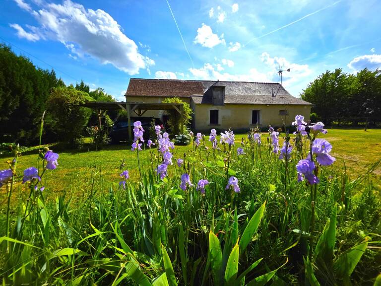 Au coeur de la campagne baugeoise, Longère de charme sur 2Hectares ! — photo 1