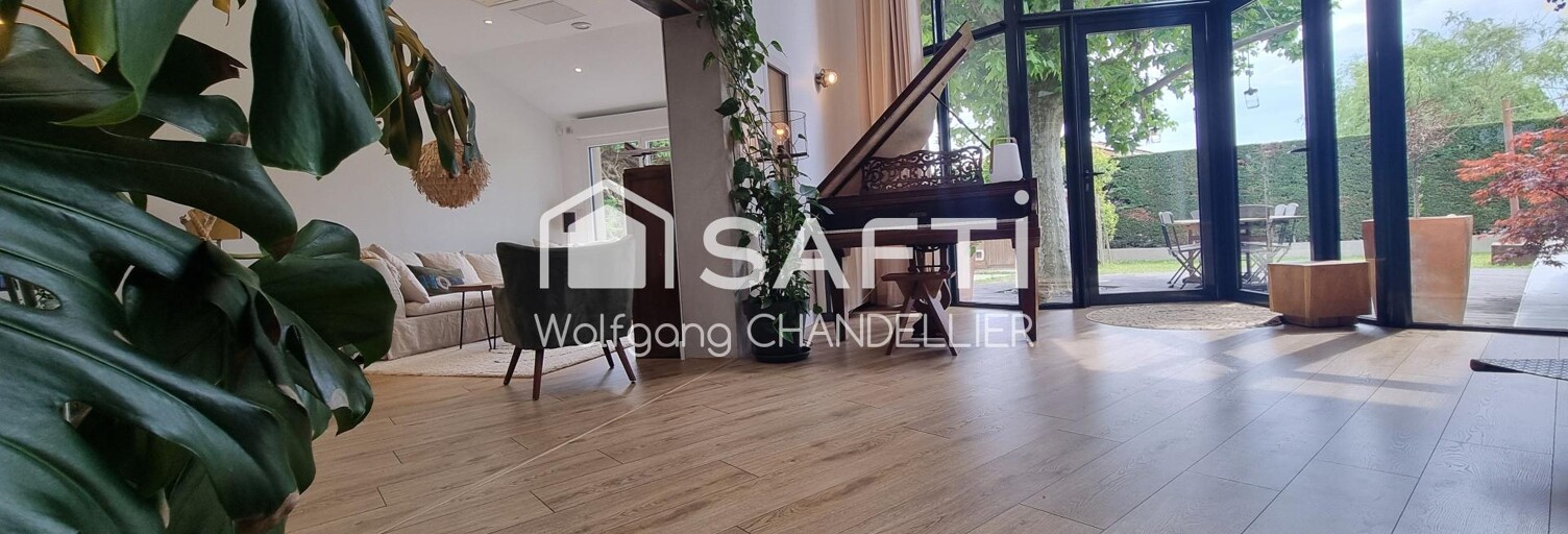 Maison 5 Pièces 143 m² à vendre à Granges-les-Beaumont (26600)