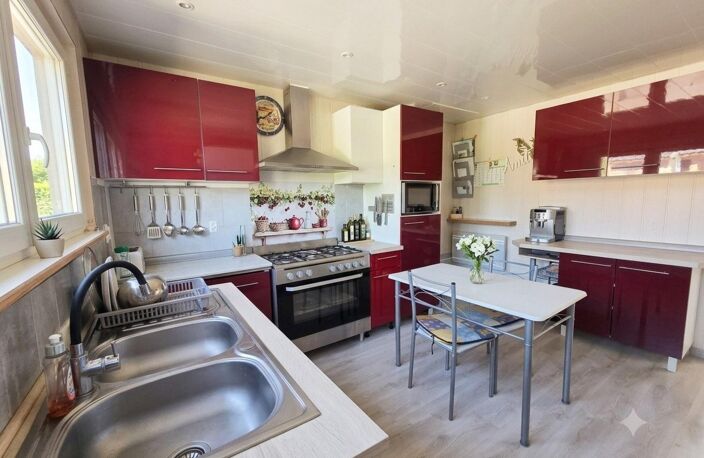 Maison familiale rénovée de 118 m² avec 4 chambres — photo 3